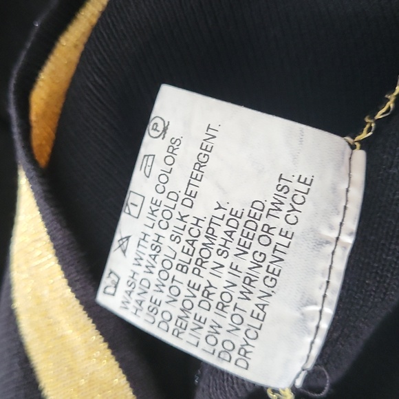 Women's Sweater Dress - Picture 5 of 6